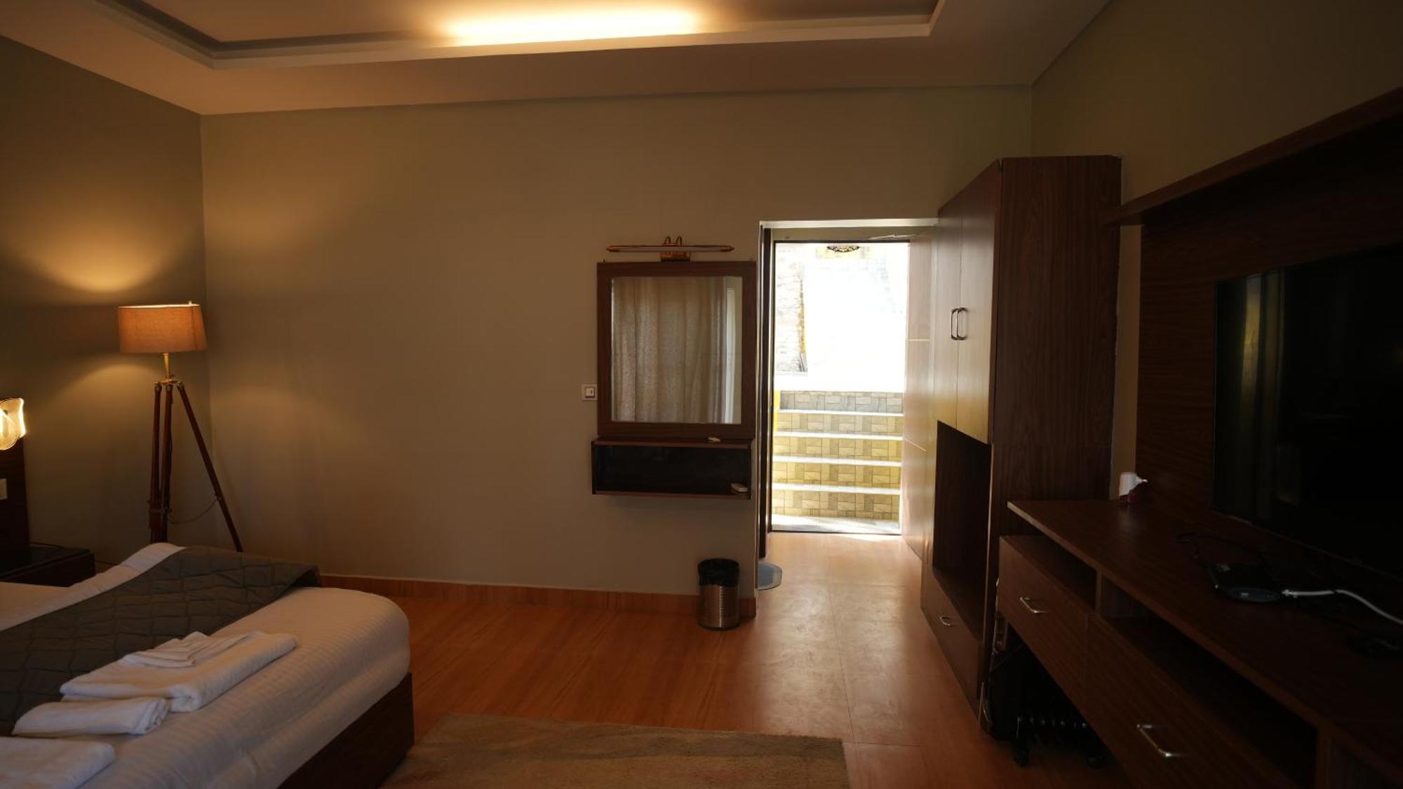 The Foresta By Orchid Hospitality & Holidays Ξενοδοχείο Mukteshwar Εξωτερικό φωτογραφία